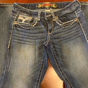 Maurice’s size 5/6 jeans. Great condition.